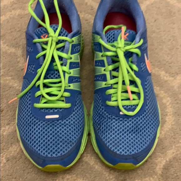 Nike Structure 16 - Picture 2 of 4